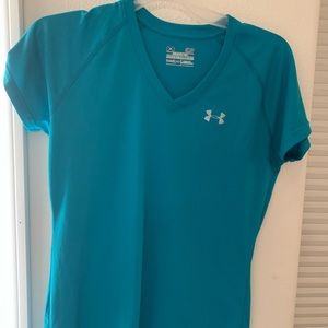Pretty blue under armour small T-shirt